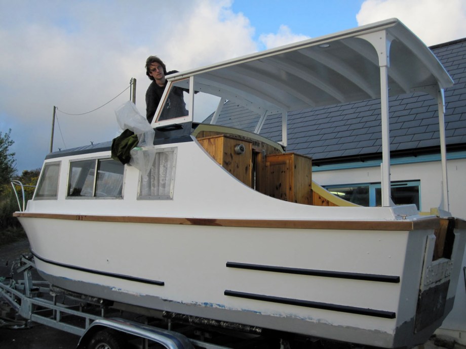 Cockpit shelter for River Cruiser for Irish inland waterways