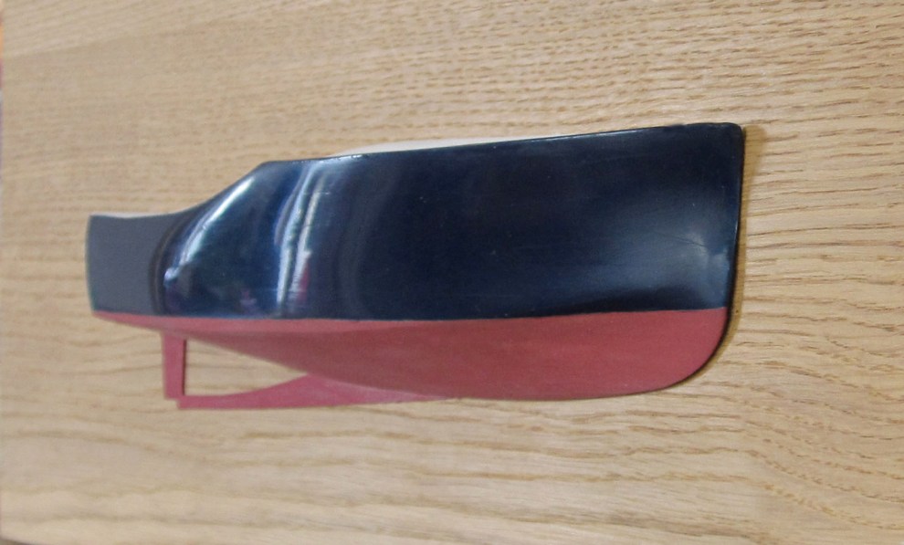 Half hull model of william hand 25 foot raised deck cruiser