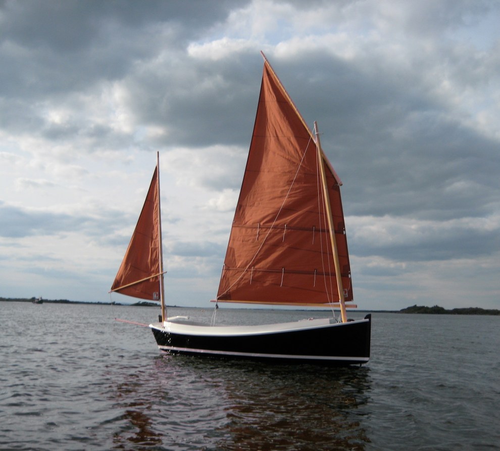 Catbird 16 Lug Yawl rig afloat